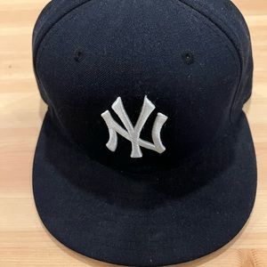 New Era fitted used